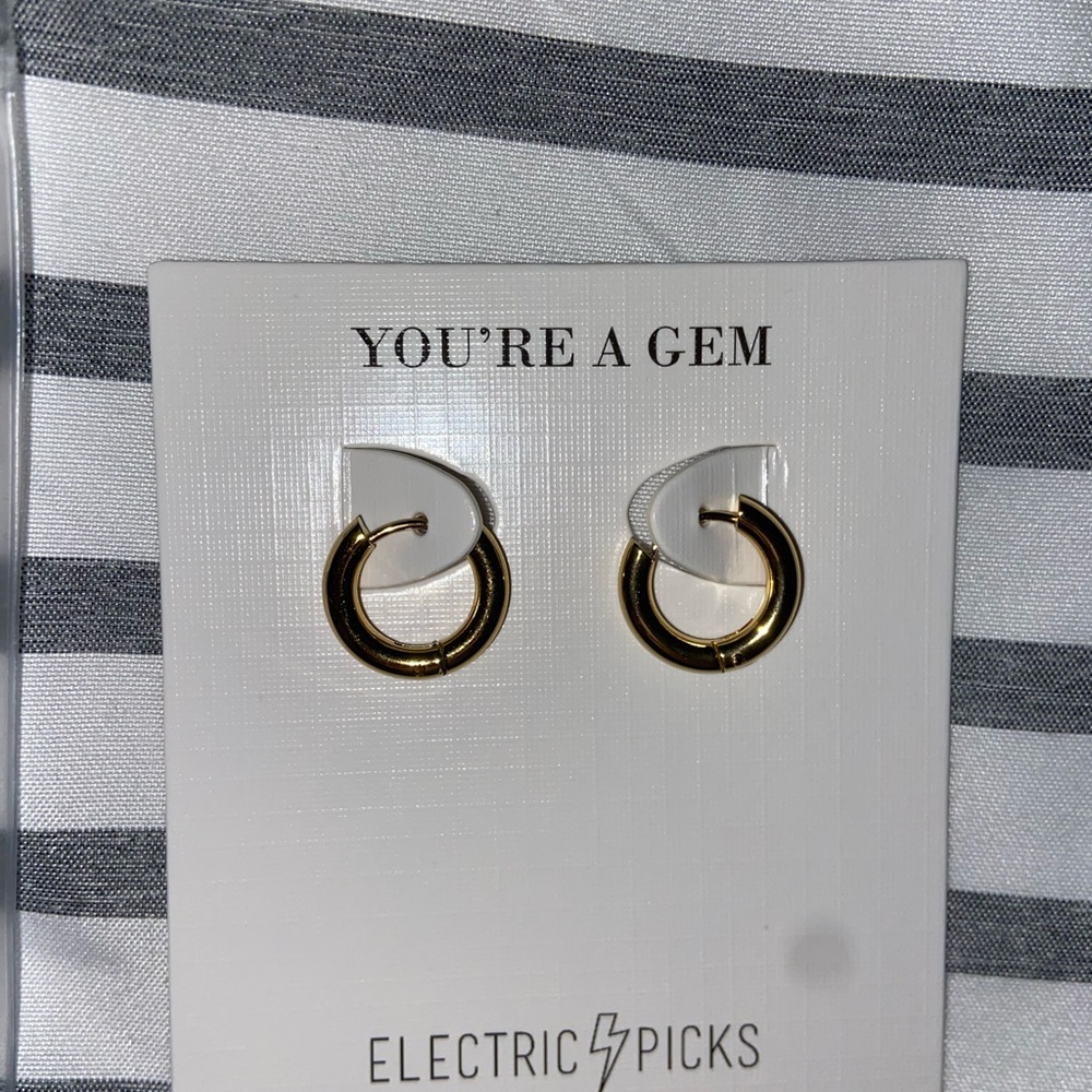 NEW! ELECTRIC PICKS Gold Plated Hoop Earrings/never worn Mini Ringo Hoops